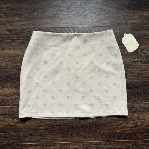 NWT ALTAR’D STATE Star Skirt M - Picture 5 of 5